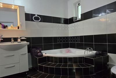 Casă cu 4 camere cu Teren 250 Mp în Popești-Leordeni - 1