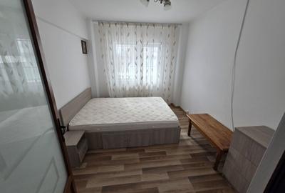 Apartament cu 3 camere decomandat în Prundu - 4