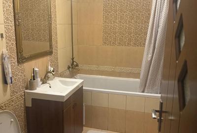 Apartament cu 4 camere semidecomandat în Central - 3