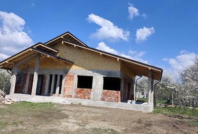 Casă cu 3 camere cu Teren 1000 Mp în Vălenii de Munte - 5