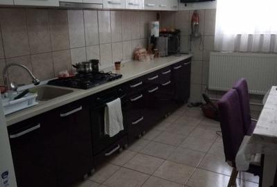 ZONA INDUSTRIALA -SPATIU COMERCIAL - 28