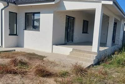 Casă cu 4 camere în Sântandrei - 5