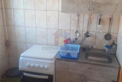 Mobilata -Utilata garsoniera ,zona Dorobanti, - 2