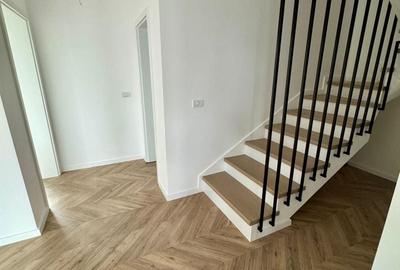 Duplex cu 5 camere cu Canalizare în Dumbrăvița - 9