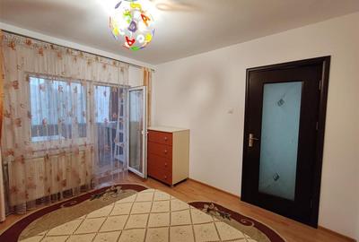 Apartament cu 2 camere decomandat în Județean - 10