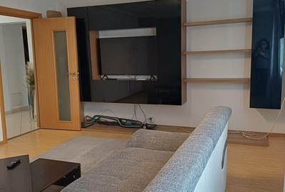 Apartament cu 3 camere decomandat în 13 Septembrie - 2