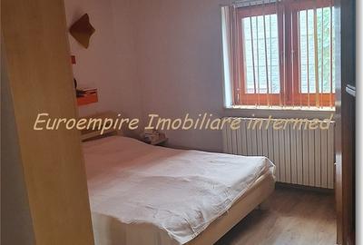 Pensiune 14 camere de vanzare zona Eforie Nord - 24