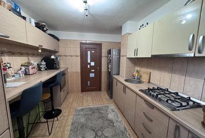 Apartament cu 3 camere decomandat în Central - 2