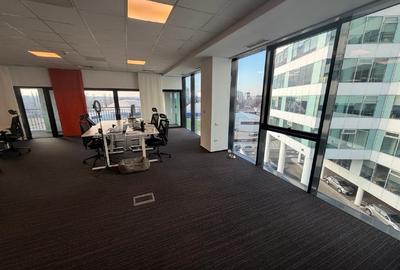 Office next to Promenada Mall with parking and private balcony - 4