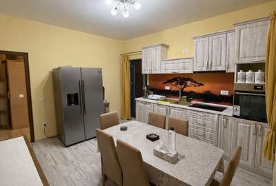 Casă cu 4 camere în Central - 5