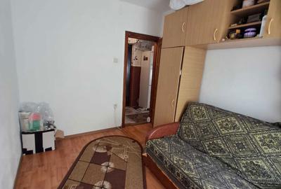 Garsonieră semidecomandată în Micro 12 - 4