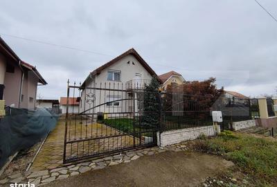 Casă cu 4 camere cu Teren 500 Mp în Nojorid - 1