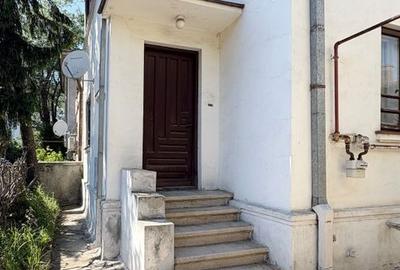 VILA INTERBELICA DE RENOVAT COMPUSA DIN DOUA APARTAMENTE - PARCUL CAROL - 2