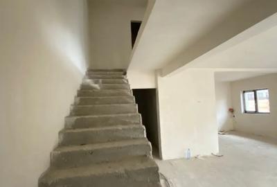 Casă cu 5 camere cu Teren 200 Mp în Florești - 10