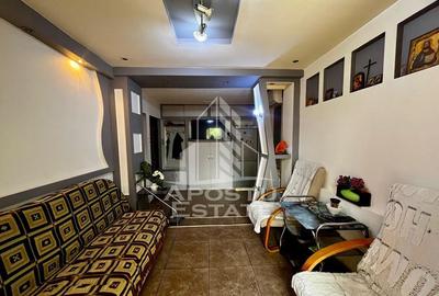 Apartament 2 camere,decomandat,zona Lipovei