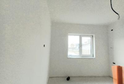 Duplex cu 3 camere cu Canalizare în Dumbrăvița - 6