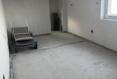 Casă cu 4 camere în Central - 6