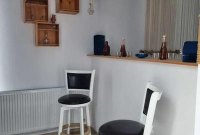 Proprietar vand ap 3 camere etaj 2 - 3