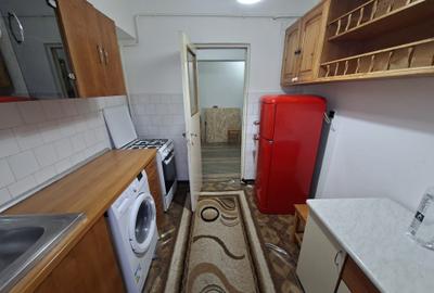 Apartament cu 2 camere, decomandat, Nicolina - 4