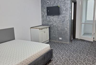 Garsonieră semidecomandată în Titan