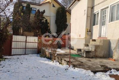 Casa individuala + curte - 4