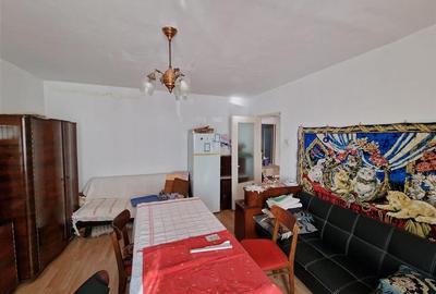 Apartament cu 4 camere decomandat în Nufărul - 3