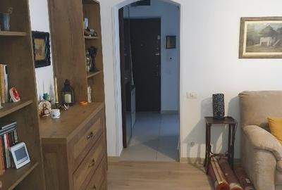 Apartament de 3 camere - Sinaia, zona centrala - 8