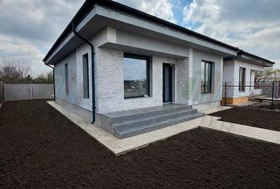 Casă individuală cu 3 camere cu Teren 250 Mp în Berceni - 11