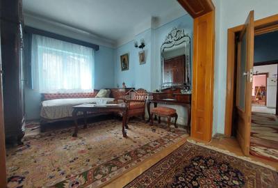 Vanzare casa langa liceul de arte „ Balasa Doamna ” - 7