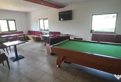 Casă cu 8 camere cu Teren 2370 Mp în Central - 8