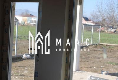 Duplex cu 3 camere cu Canalizare în Cristian - 8