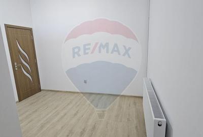 Spațiu de birouri 11 mp, ULTRACENTRAL, str. Mihai Viteazu, nr. 1 - 1