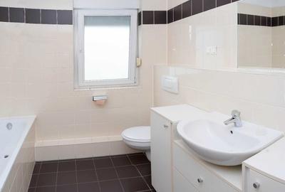 Apartament cu 3 camere decomandat în Central - 6