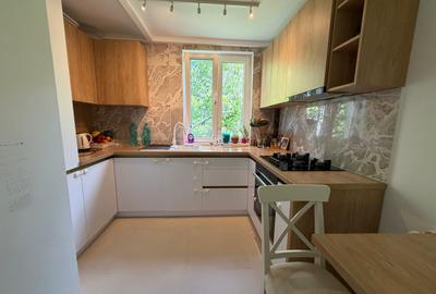 Apartament cu 3 camere decomandat, mobilat în Titan - 13