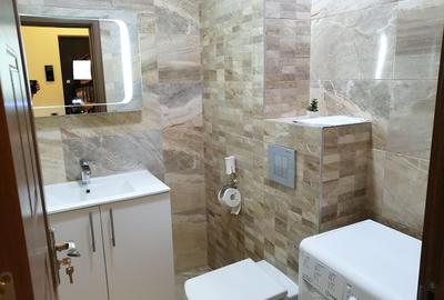 Apartament cu 3 camere decomandat, mobilat în Tractorul - 4