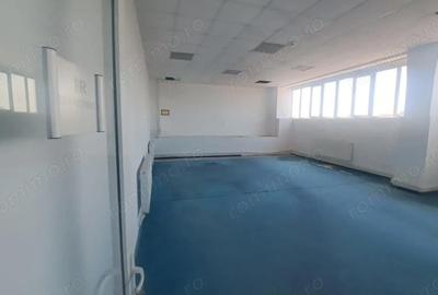 Spațiu comercial, de 178 mp, în Industriilor - 8