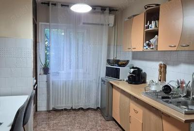 Apartament cu 4 camere decomandat în Aradului - 10