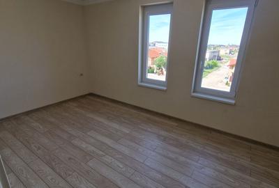 Apartament cu 2 camere decomandat în Giroc - 5