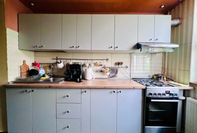 Apartament cu 3 camere decomandat în 1 Decembrie 1918