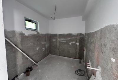 Casa P+1+M. 7 camere. Pozitie stradala - 17