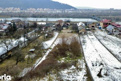 Casă cu 2 camere cu Teren 1695 Mp în Văleni - 10