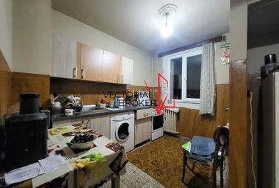 Apartament cu 2 camere decomandat în Titan - 8