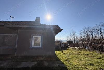 Casă cu 4 camere cu Teren 886 Mp în Ulmu - 16