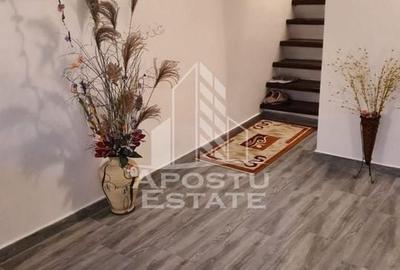 Casa cu 4 camere, , centrala proprie ,zona Parneava - 8