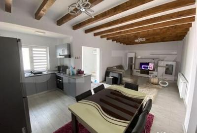 Casă cu 3 camere cu Teren 200 Mp în Central - 3