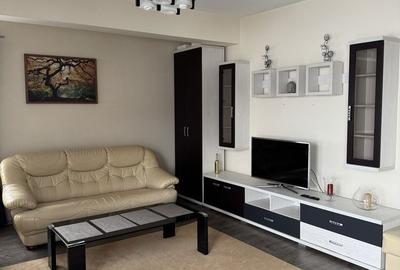 Apartament cu 3 camere decomandat în Petru Rareș - 2