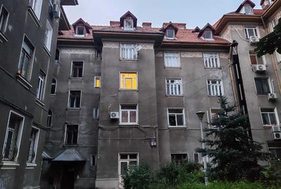 GARSONIERĂ DE VÂNZARE ZONA OBOR SEC.2 - 8