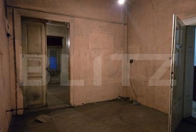 Casa de vanzare, 6 camere, 137 mp, teren 579 mp, zona semice - 6