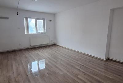 Casă individuală cu 5 camere cu Teren 300 Mp în Mihai Bravu - 9