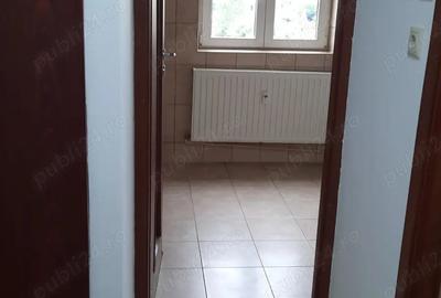 Garsoniera spa?ioasa in bloc mixt reabilitat termic ?i renovat, parc Sebastian - 4